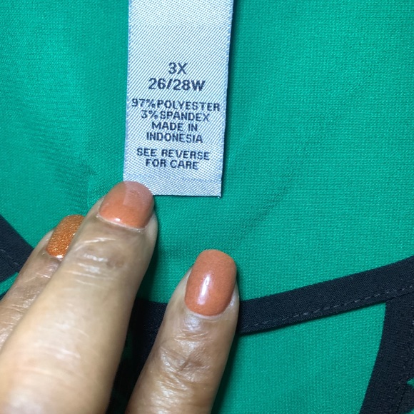 Catherine’s Green and Black Sequin Tunic - Picture 6 of 9